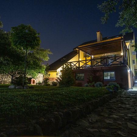 Guesthouse Silvani Kruševac エクステリア 写真